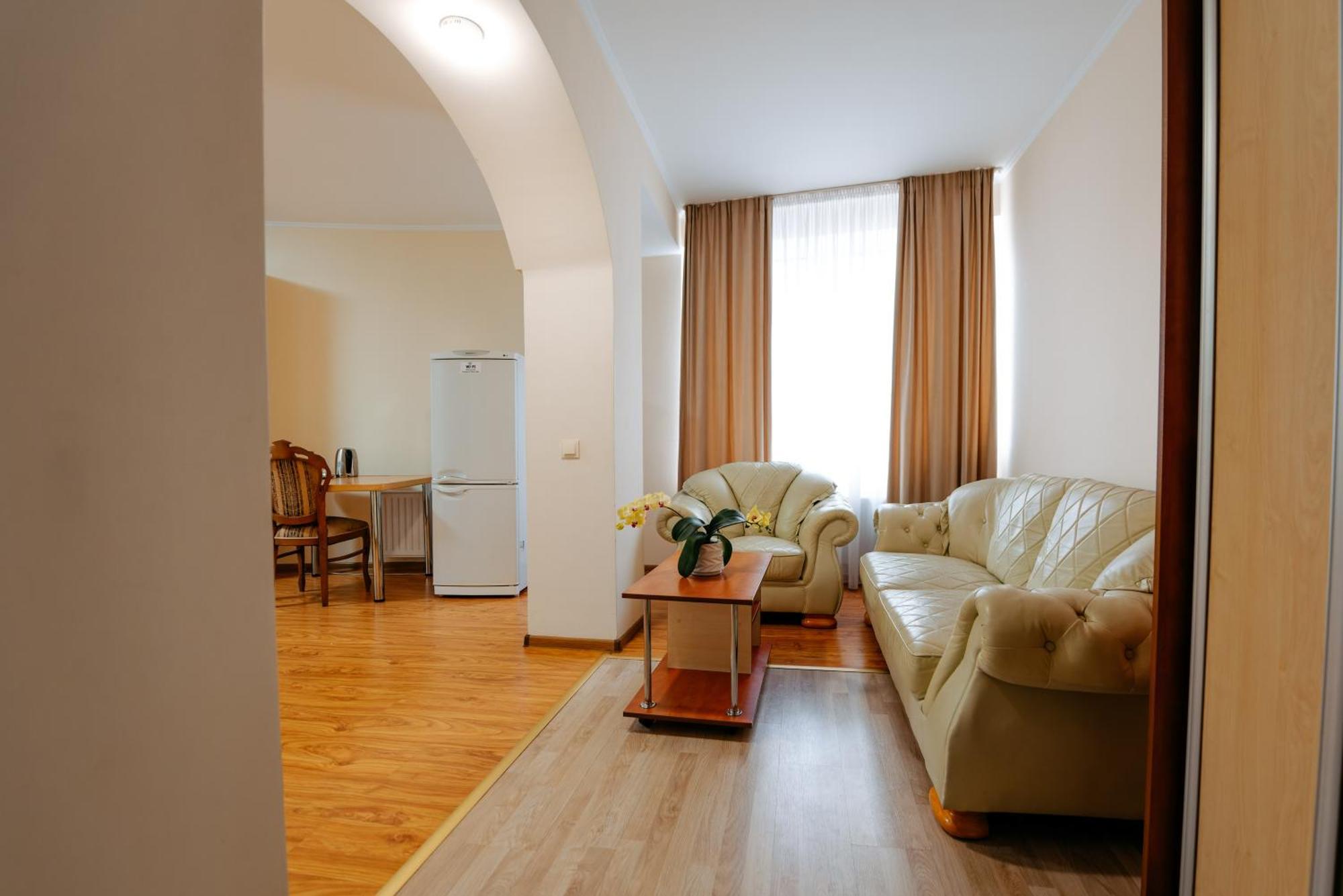 Villa Arus Chisináu Exterior foto